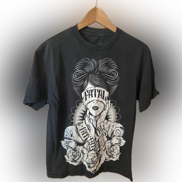 Fatal Shirt - Picture 1 of 7